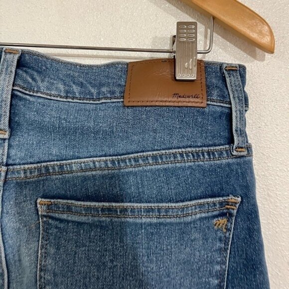 May will 10 inch high rise skinny 30 like denim butterfly front - Picture 5 of 5